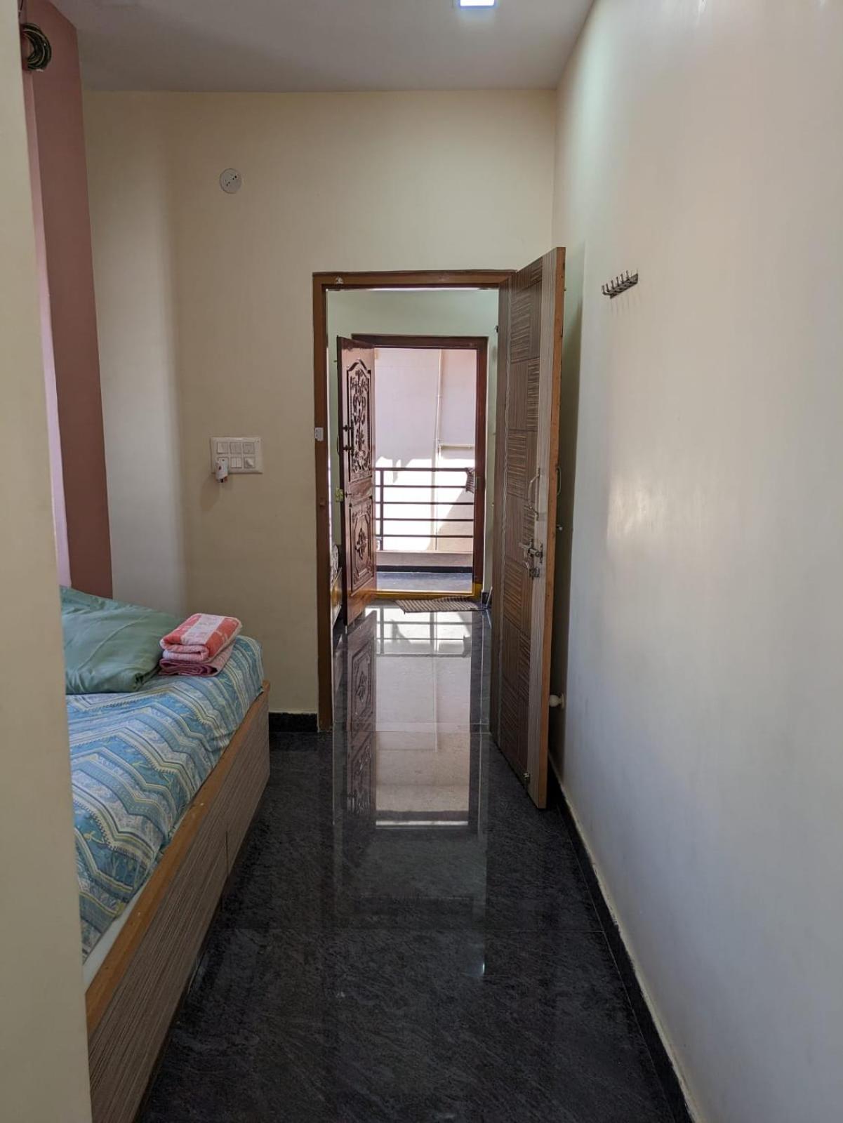 Vijayanagara Home Stay Hampi Eksteriør bilde