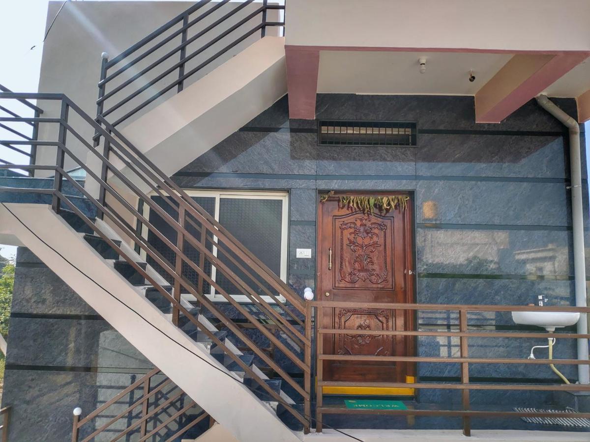 Vijayanagara Home Stay Hampi Eksteriør bilde
