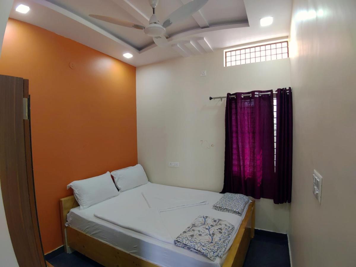 Vijayanagara Home Stay Hampi Eksteriør bilde